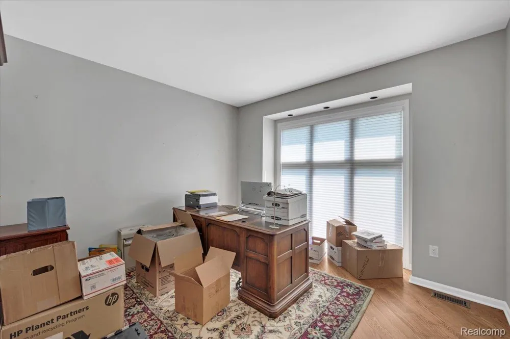4100 Newcastle Drive Clarkston City, MI 48348