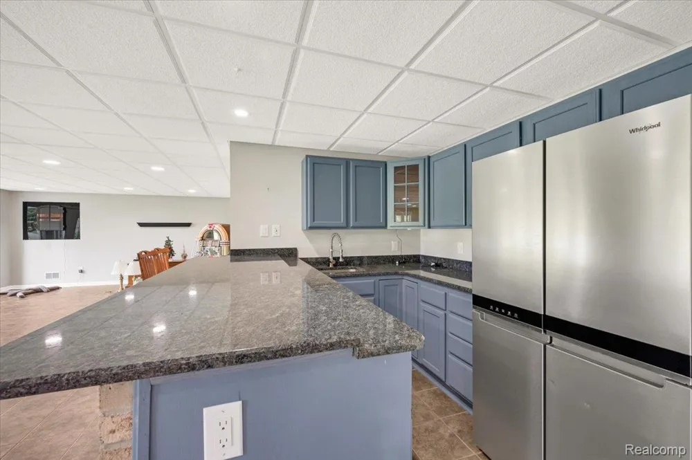 4100 Newcastle Drive Clarkston City, MI 48348