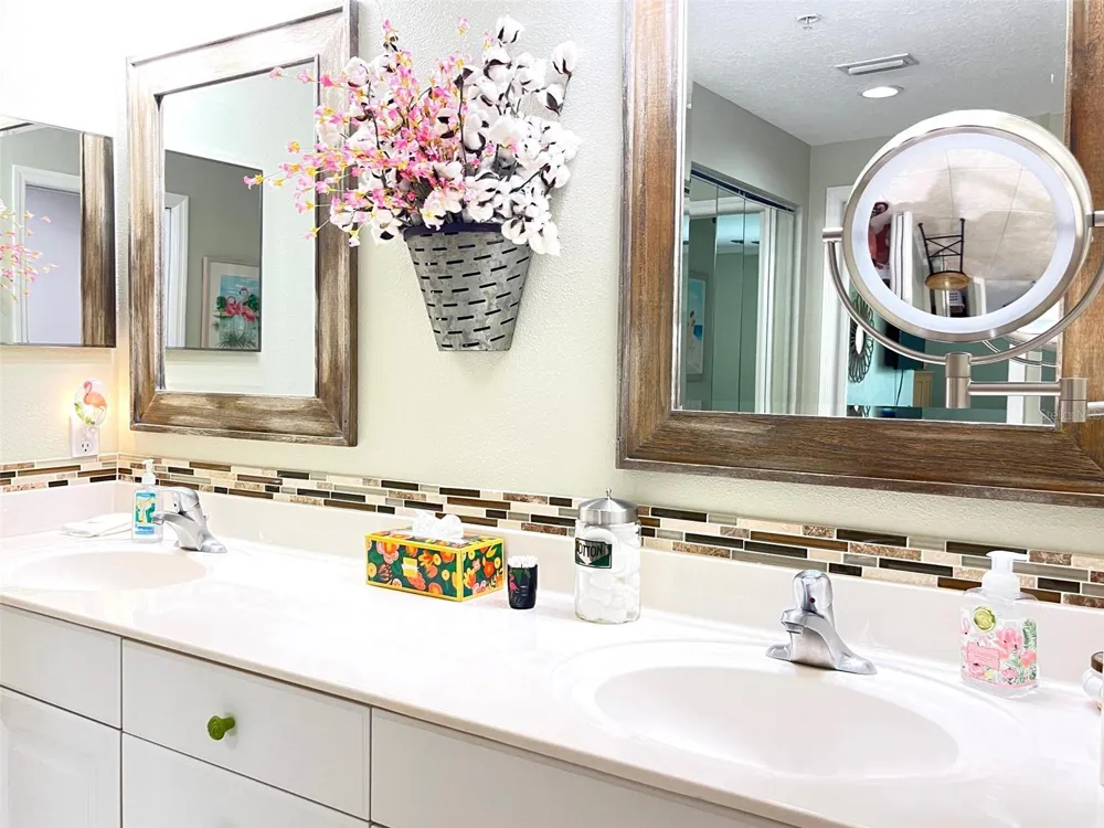 6854 FAIRVIEW TERRACE #6854 Bradenton, FL 34203