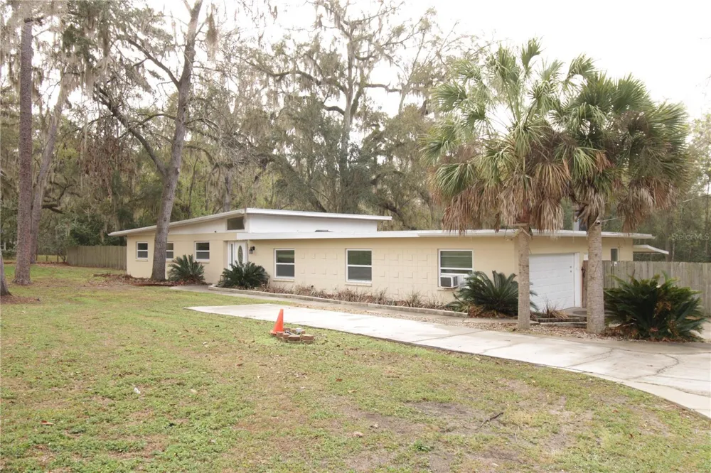 10907 SW 24TH AVENUE Gainesville, FL 32607