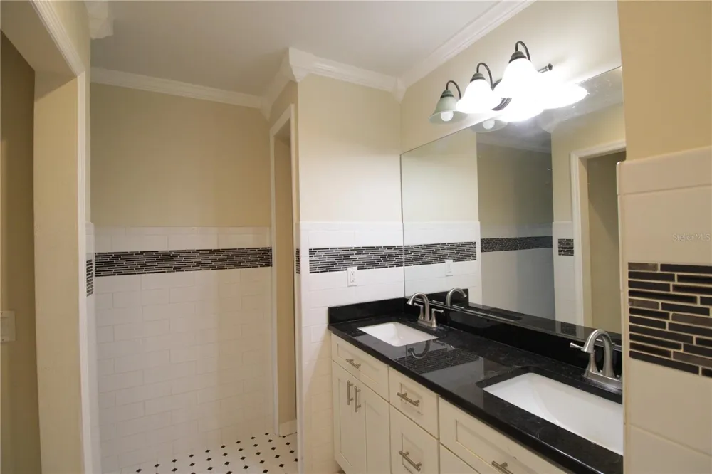 10907 SW 24TH AVENUE Gainesville, FL 32607