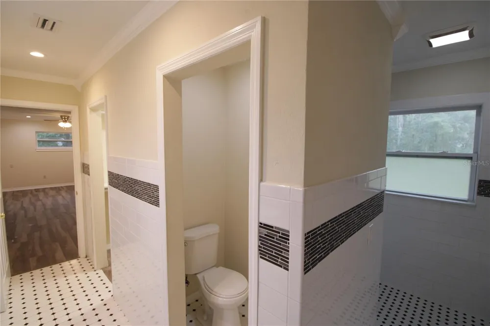 10907 SW 24TH AVENUE Gainesville, FL 32607
