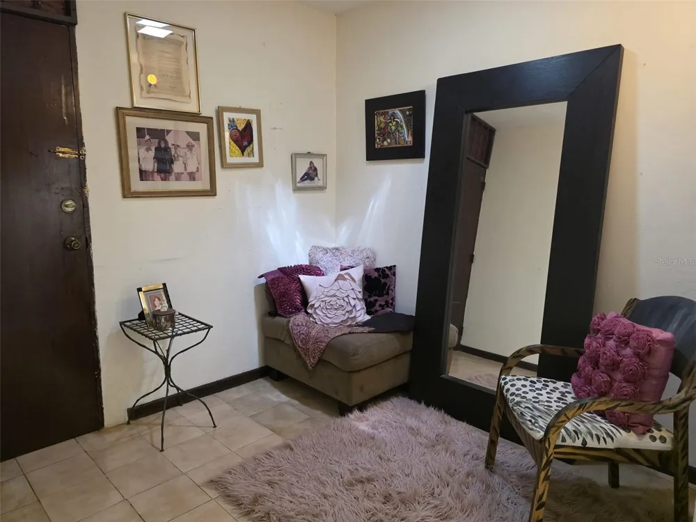 B8 DALI Caguas, PR 00725