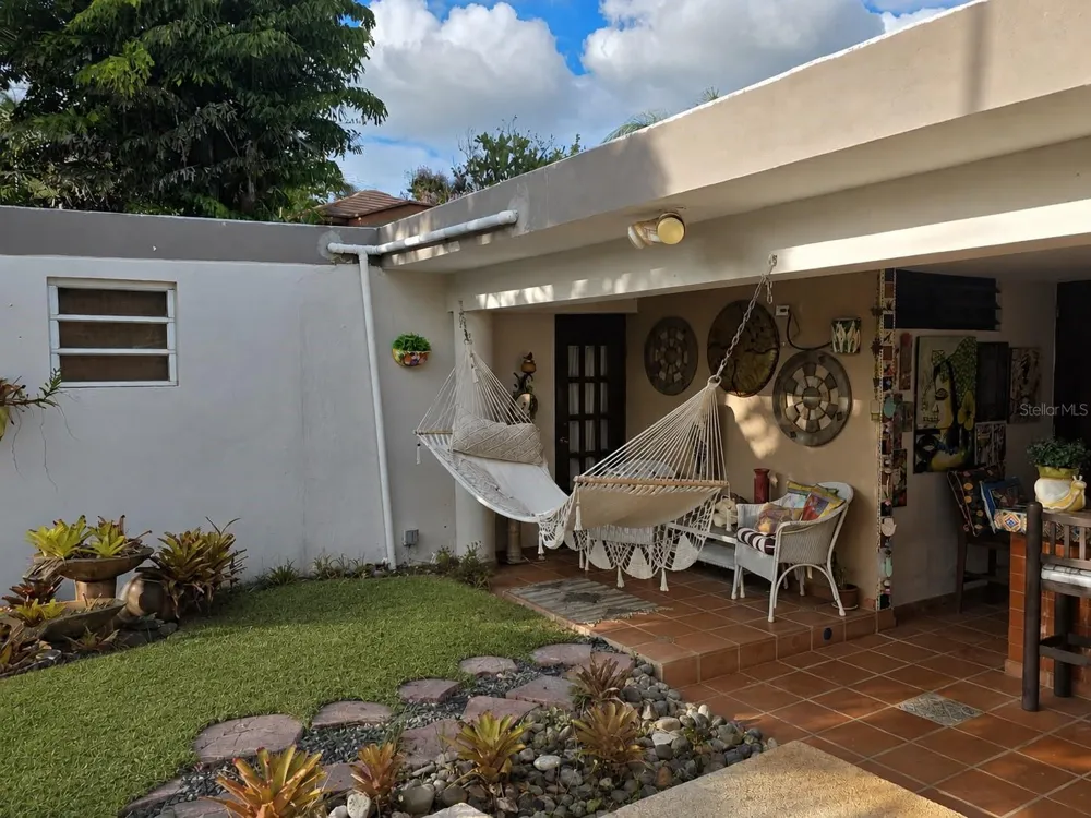 B8 DALI Caguas, PR 00725