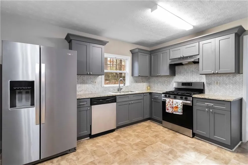 888 Chartley Drive SW Lilburn, GA 30047