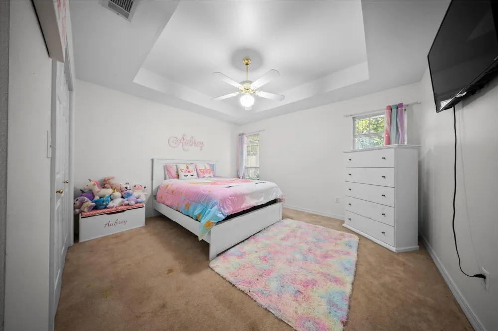 18 Red Oak Lane Lufkin, TX 75904