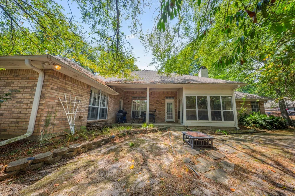 18 Red Oak Lane Lufkin, TX 75904