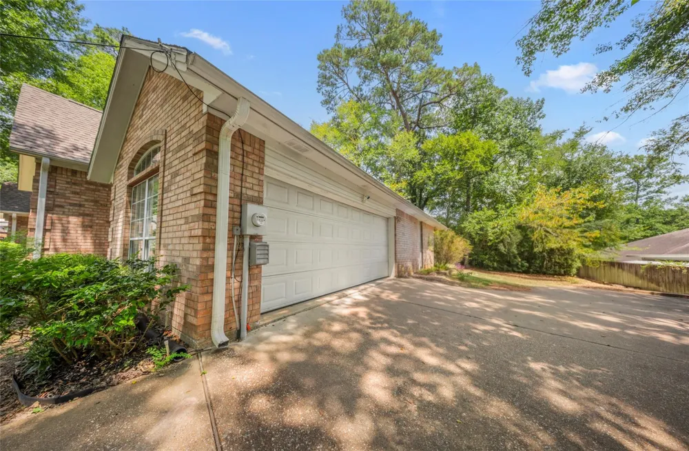 18 Red Oak Lane Lufkin, TX 75904