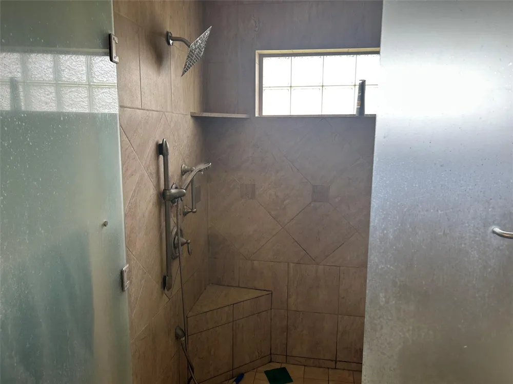 7618 Meiners Road Ledbetter, TX 78946