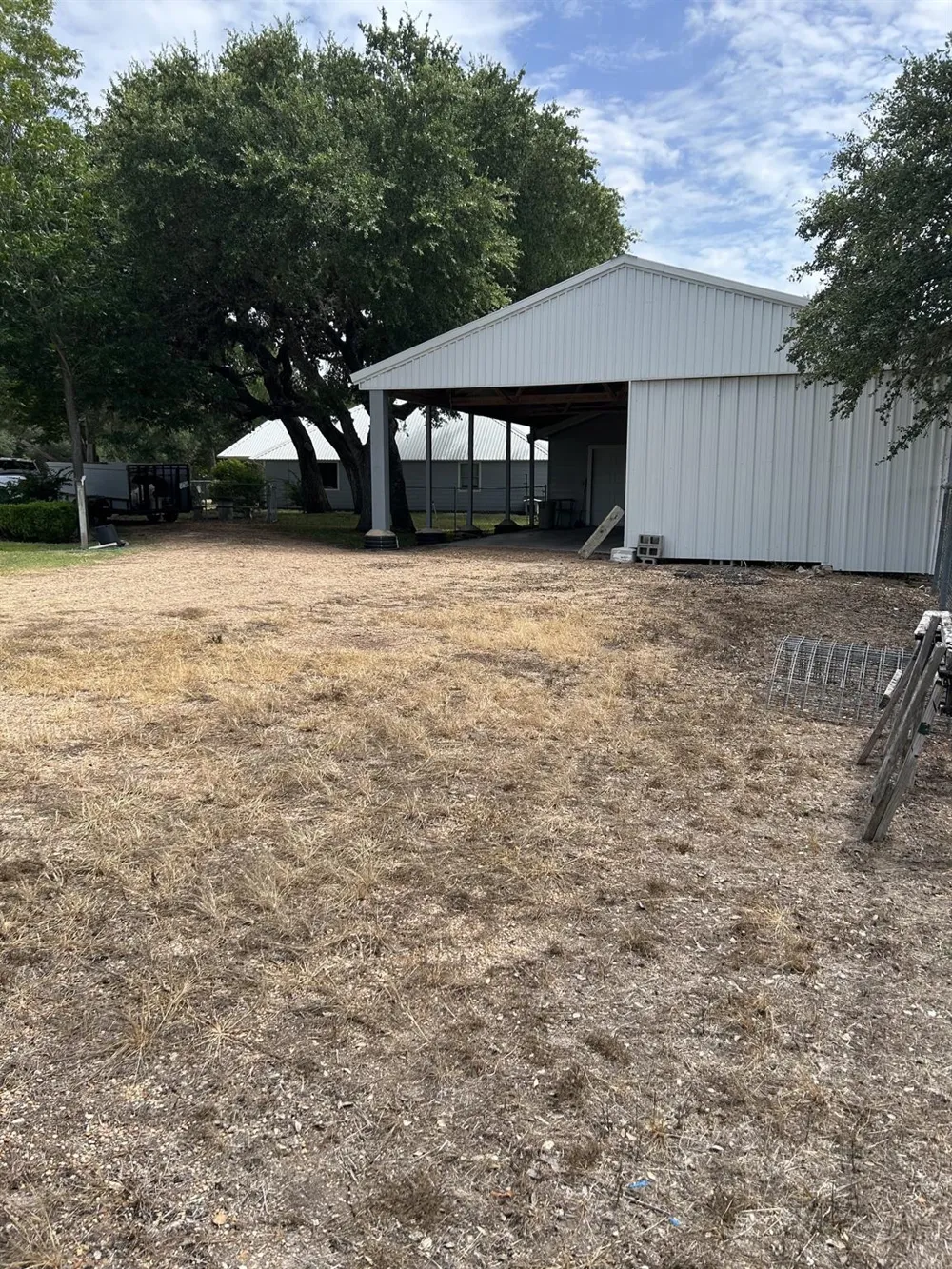 7618 Meiners Road Ledbetter, TX 78946