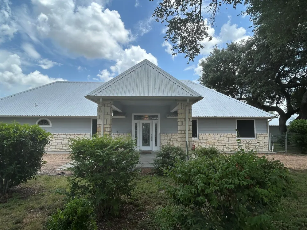 7618 Meiners Road Ledbetter, TX 78946
