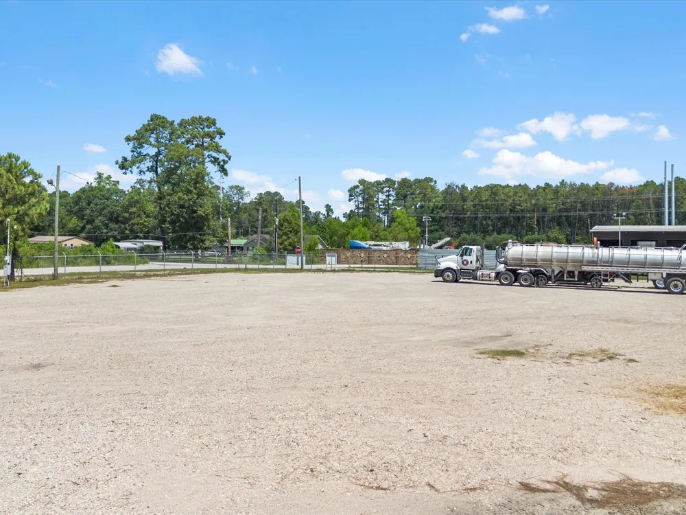 13628 Kennedy Drive Splendora, TX 77372
