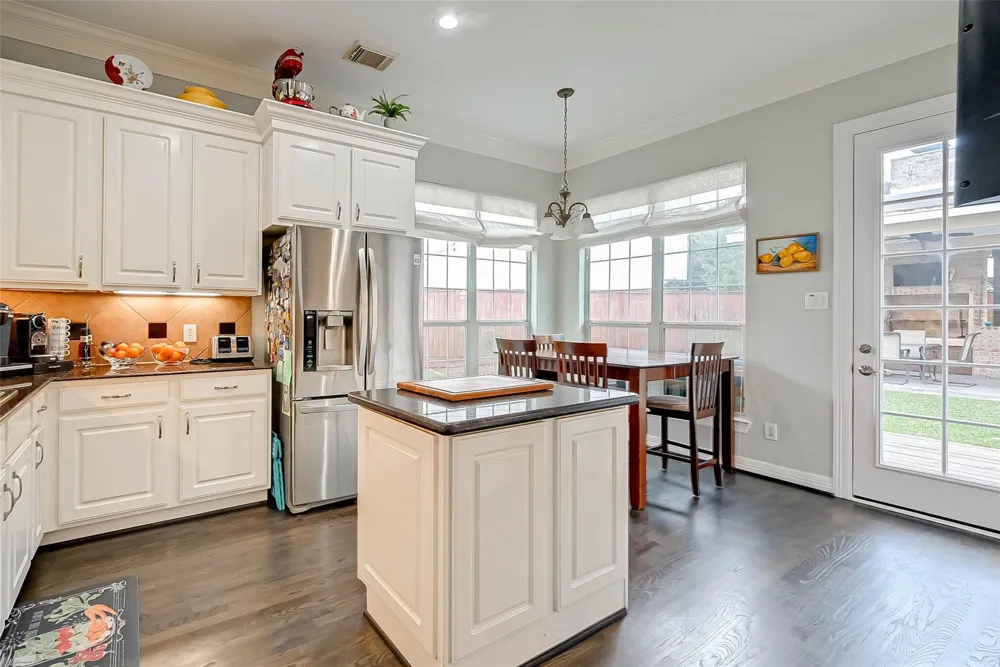 2650 Shady Acres Landing Houston, TX 77008