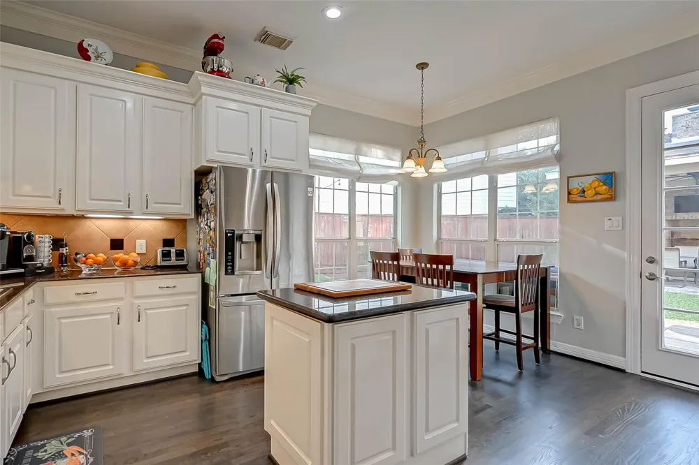 2650 Shady Acres Landing Houston, TX 77008