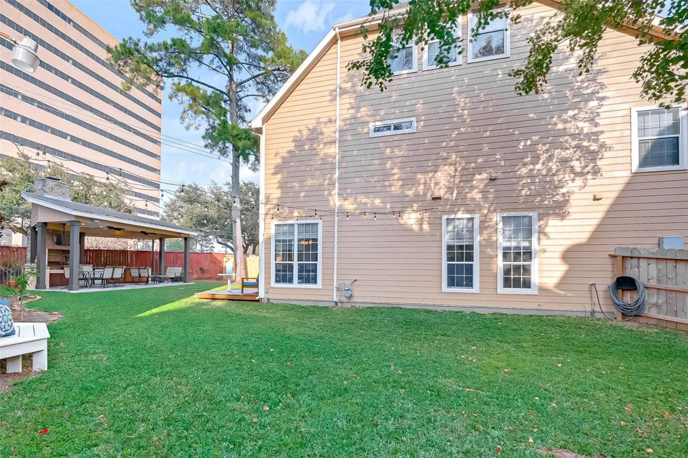 2650 Shady Acres Landing Houston, TX 77008