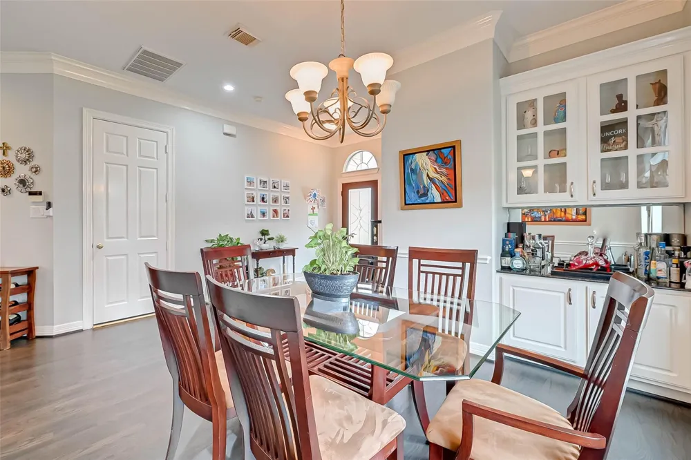 2650 Shady Acres Landing Houston, TX 77008