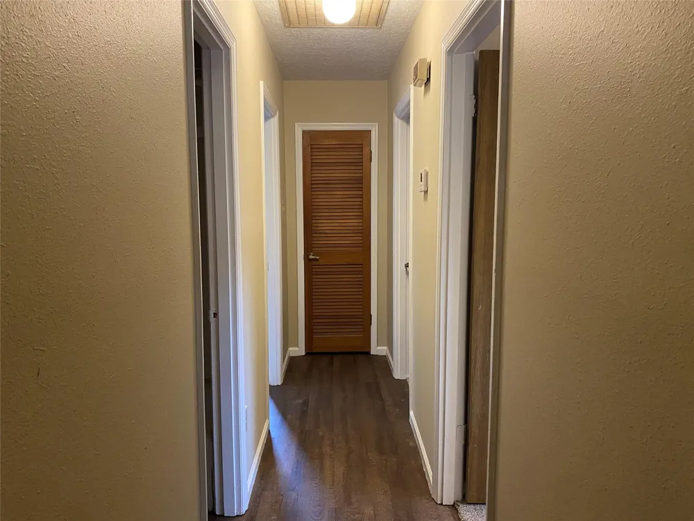 28629 Netawaka Huntsville, TX 77320