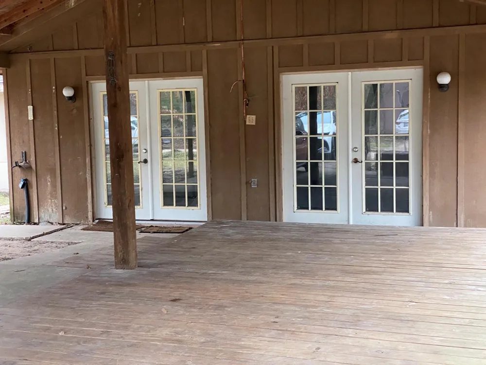 28629 Netawaka Huntsville, TX 77320