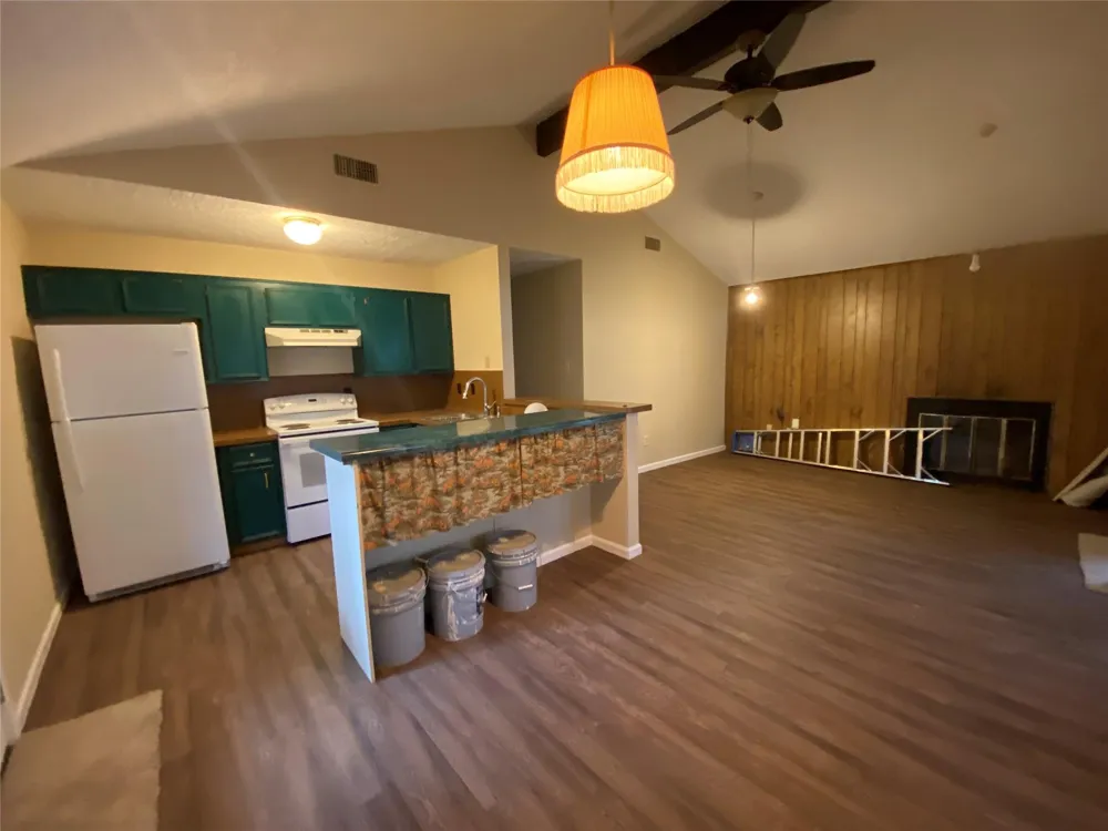 28629 Netawaka Huntsville, TX 77320