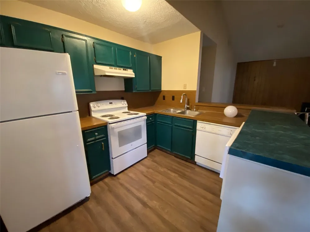 28629 Netawaka Huntsville, TX 77320