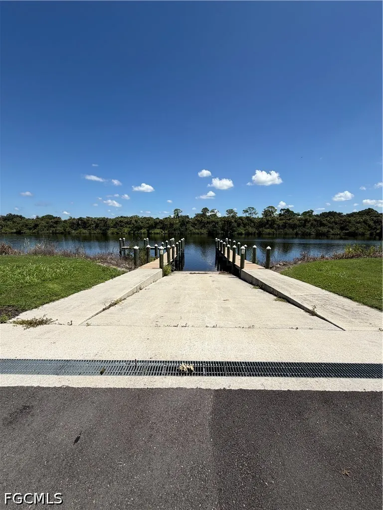 Silk Bay Boulevard Alva, FL 33920