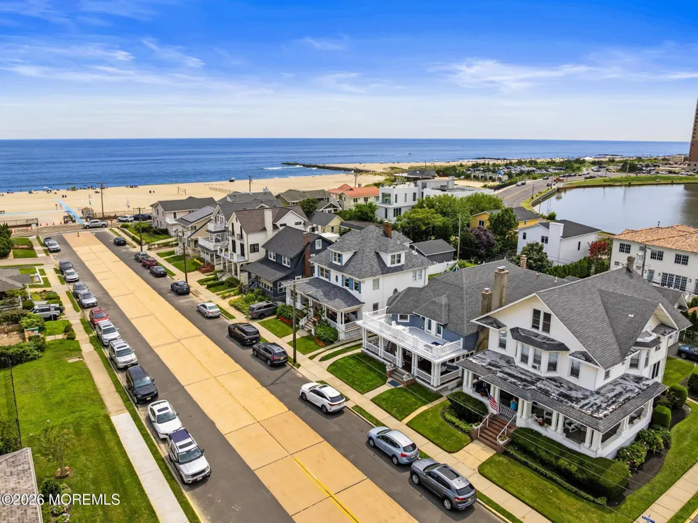 112 Euclid Avenue Allenhurst, NJ 07711