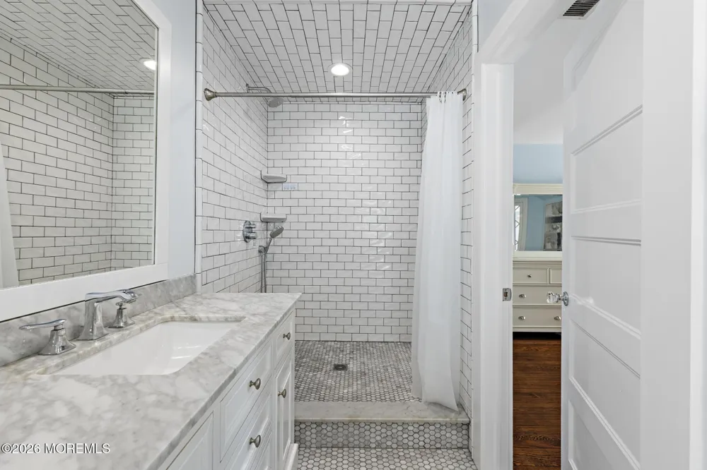 112 Euclid Avenue Allenhurst, NJ 07711