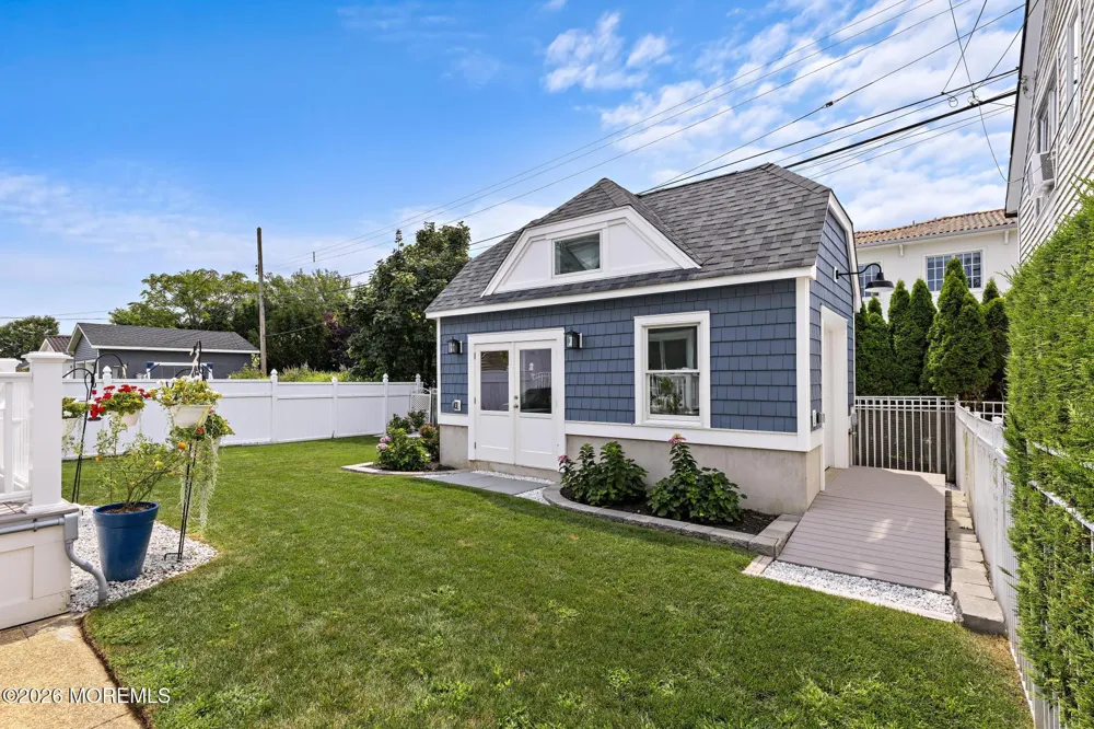 112 Euclid Avenue Allenhurst, NJ 07711