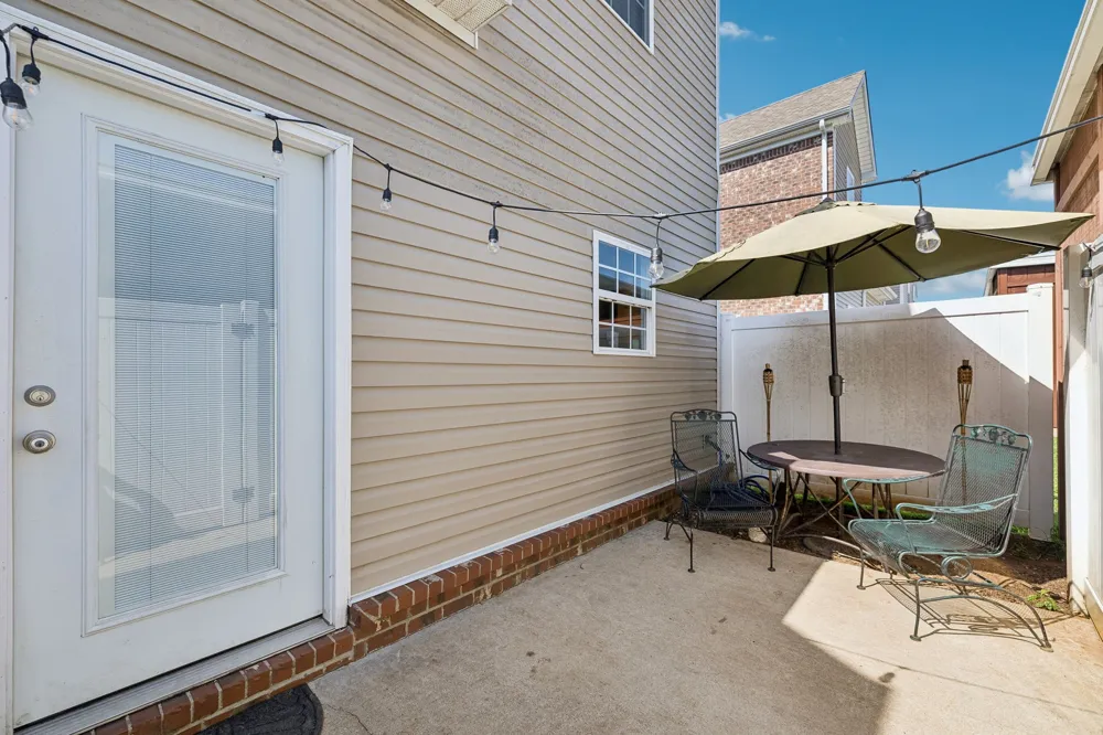 341 Rowlette Cir Murfreesboro, TN 37127