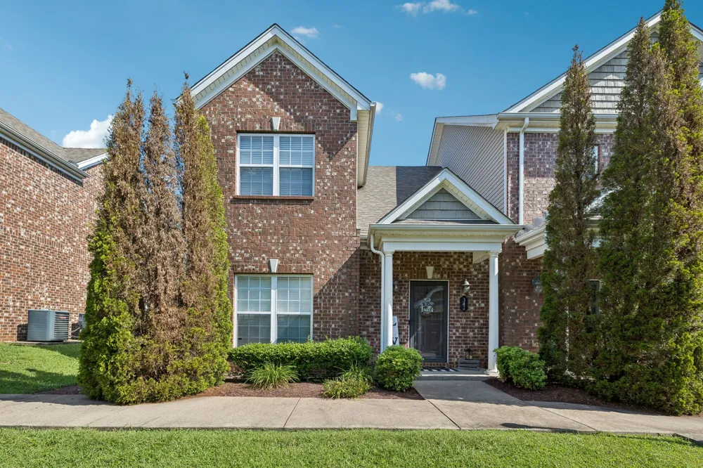 341 Rowlette Cir Murfreesboro, TN 37127