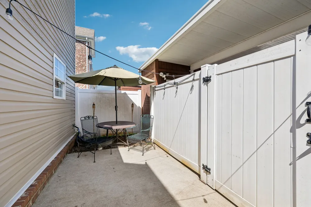 341 Rowlette Cir Murfreesboro, TN 37127