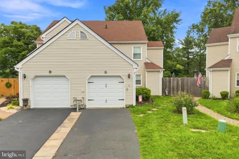8 COOPER COURT