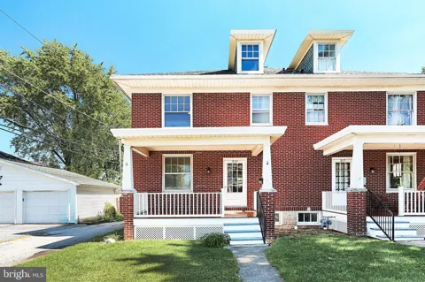 319 STRATTON STREET