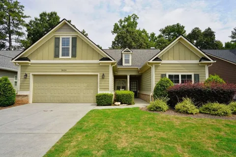 3624 Foxtrot Trail NW