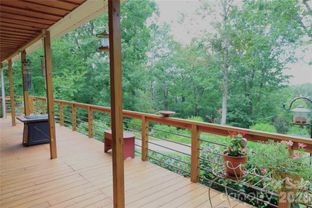 141 Owl Haven Lane Cedar Mountain, NC 28718