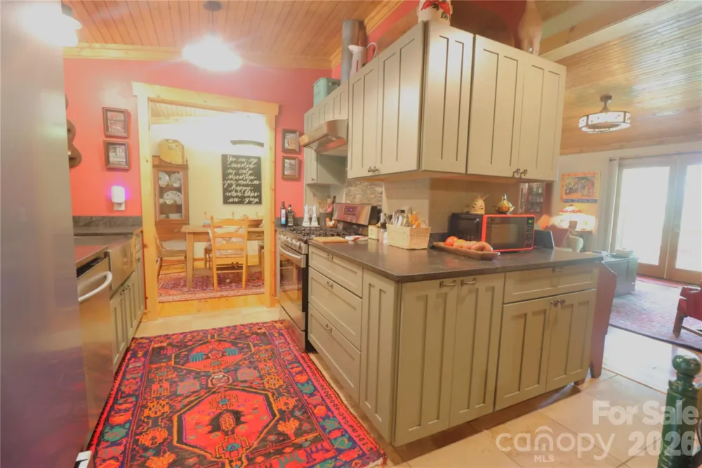 141 Owl Haven Lane Cedar Mountain, NC 28718