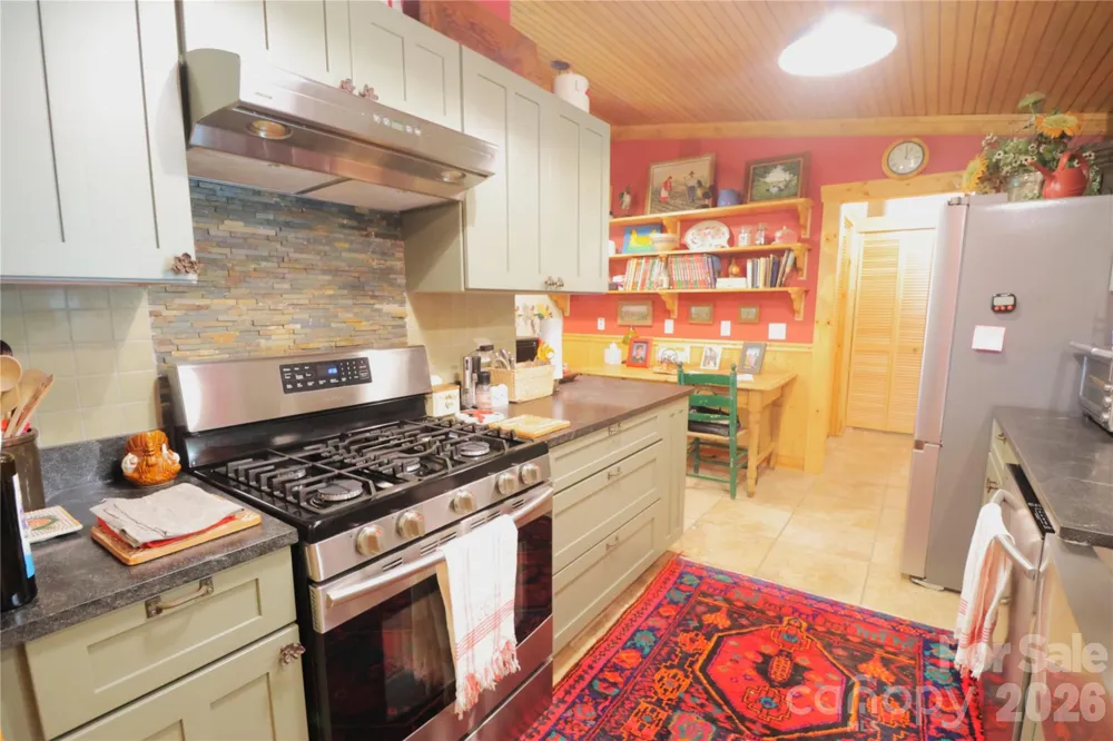 141 Owl Haven Lane Cedar Mountain, NC 28718
