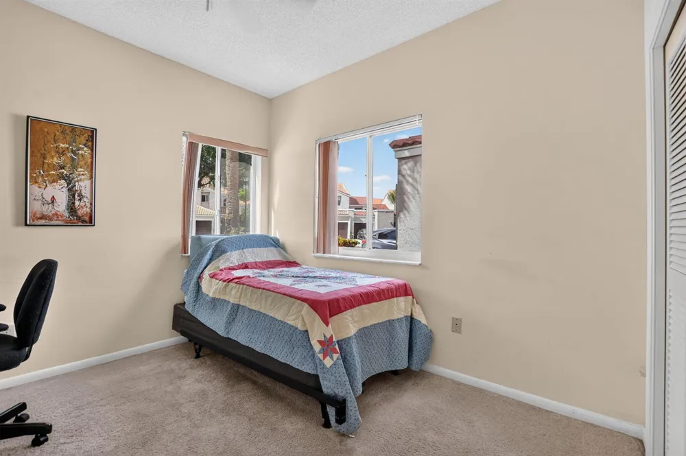 10410 PLAZA CENTRO Boca Raton, FL 33498