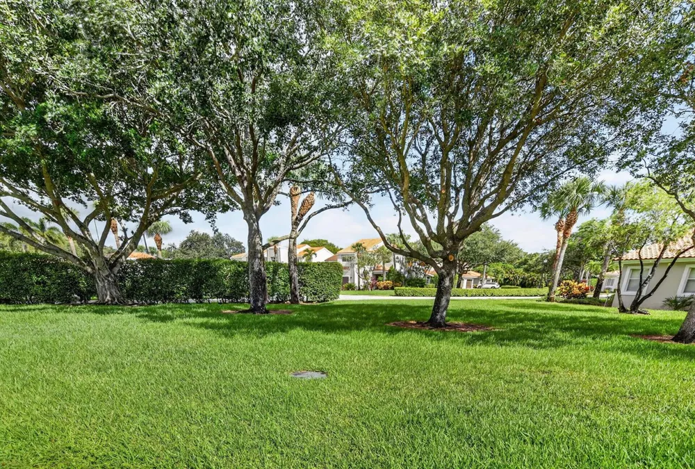10410 PLAZA CENTRO Boca Raton, FL 33498