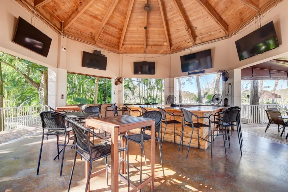 10410 PLAZA CENTRO Boca Raton, FL 33498