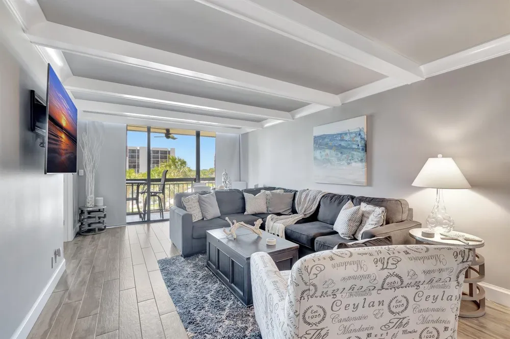 2707 Ocean Boulevard #306d Boca Raton, FL 33431