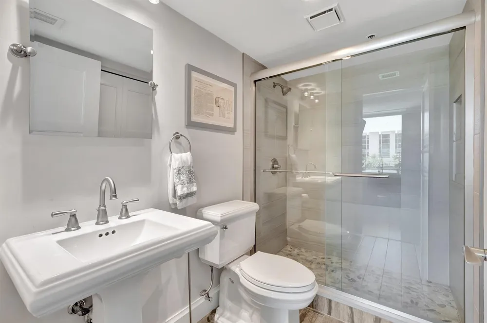 2707 Ocean Boulevard #306d Boca Raton, FL 33431