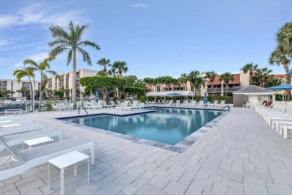 2707 Ocean Boulevard #306d Boca Raton, FL 33431