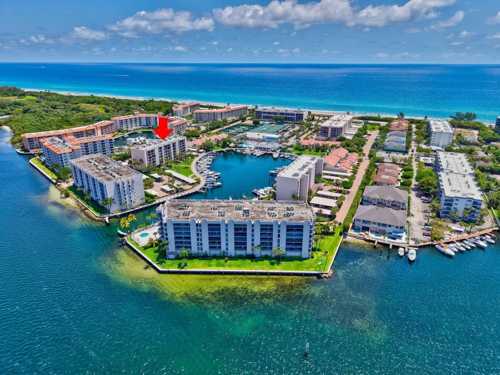 2707 Ocean Boulevard #306d Boca Raton, FL 33431