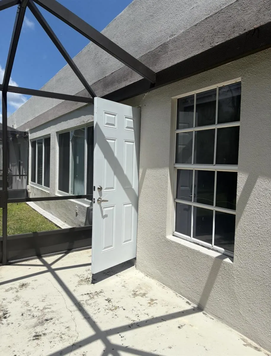 9110 Fairbanks Lane #4 Boca Raton, FL 33496