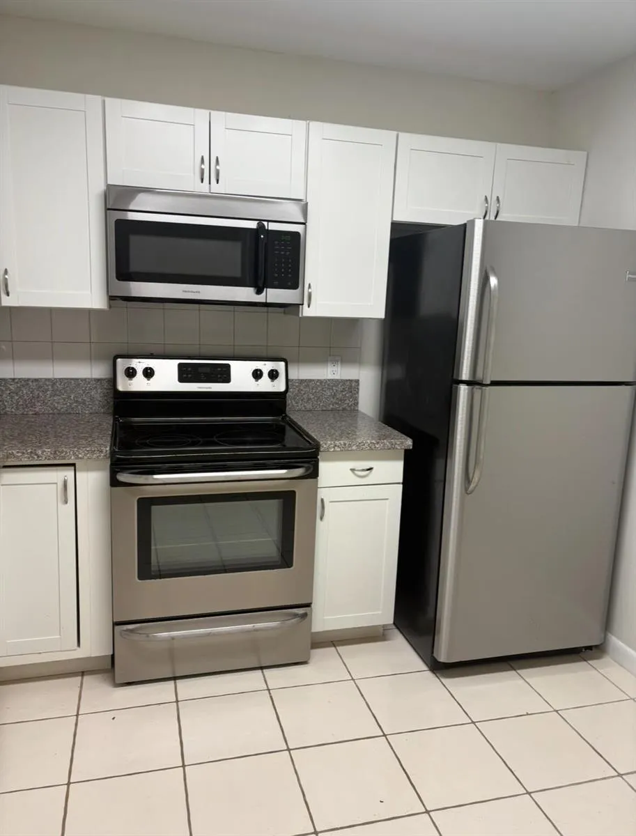 9110 Fairbanks Lane #4 Boca Raton, FL 33496