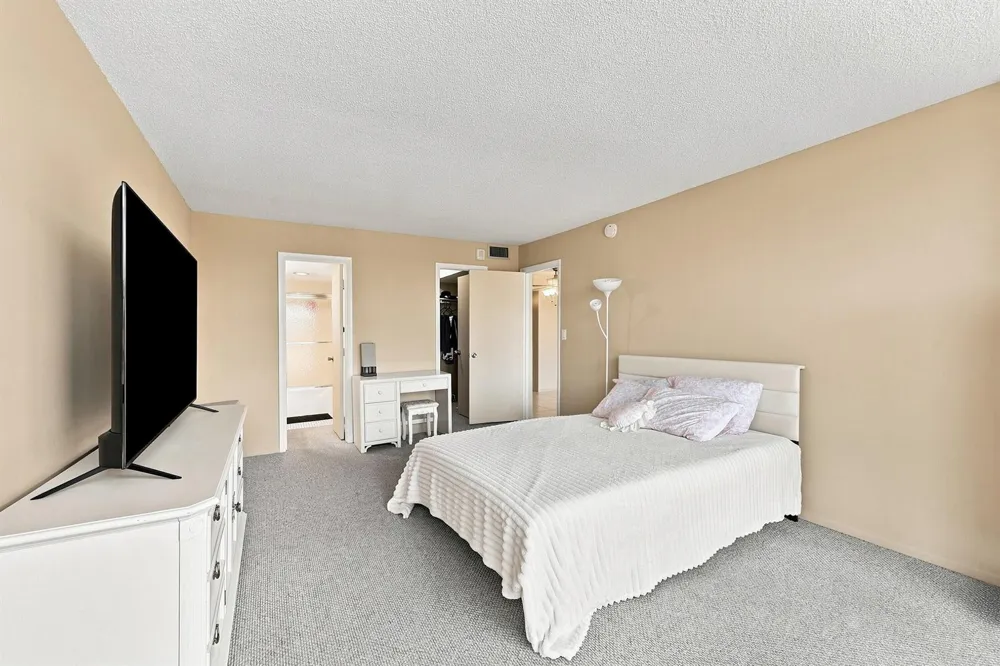 531 Ocean Boulevard #505 Pompano Beach, FL 33062