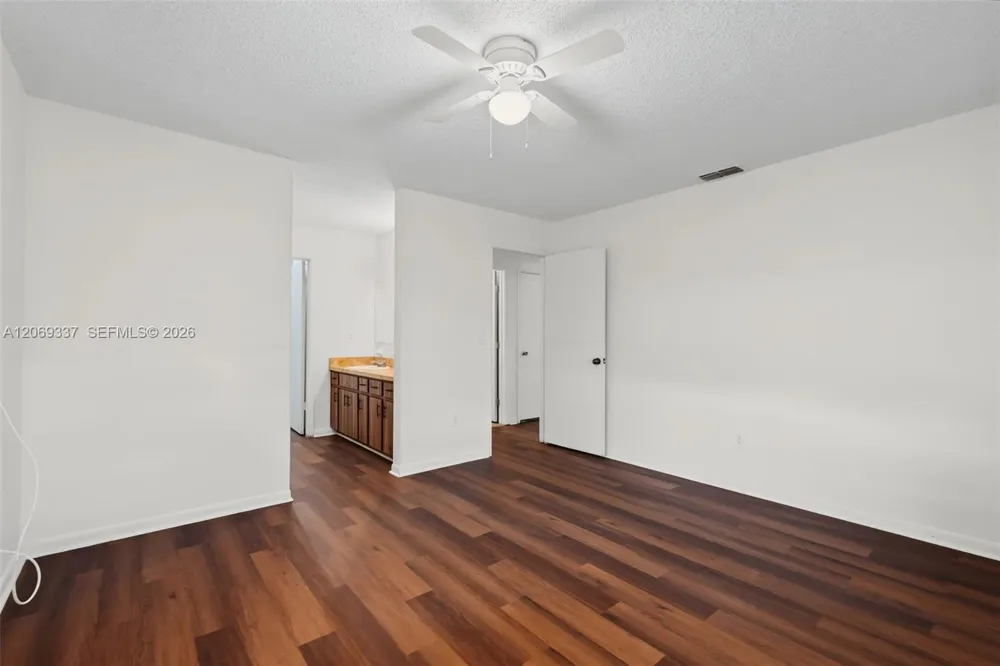 8935 SW 104th Place ocala, FL 34481