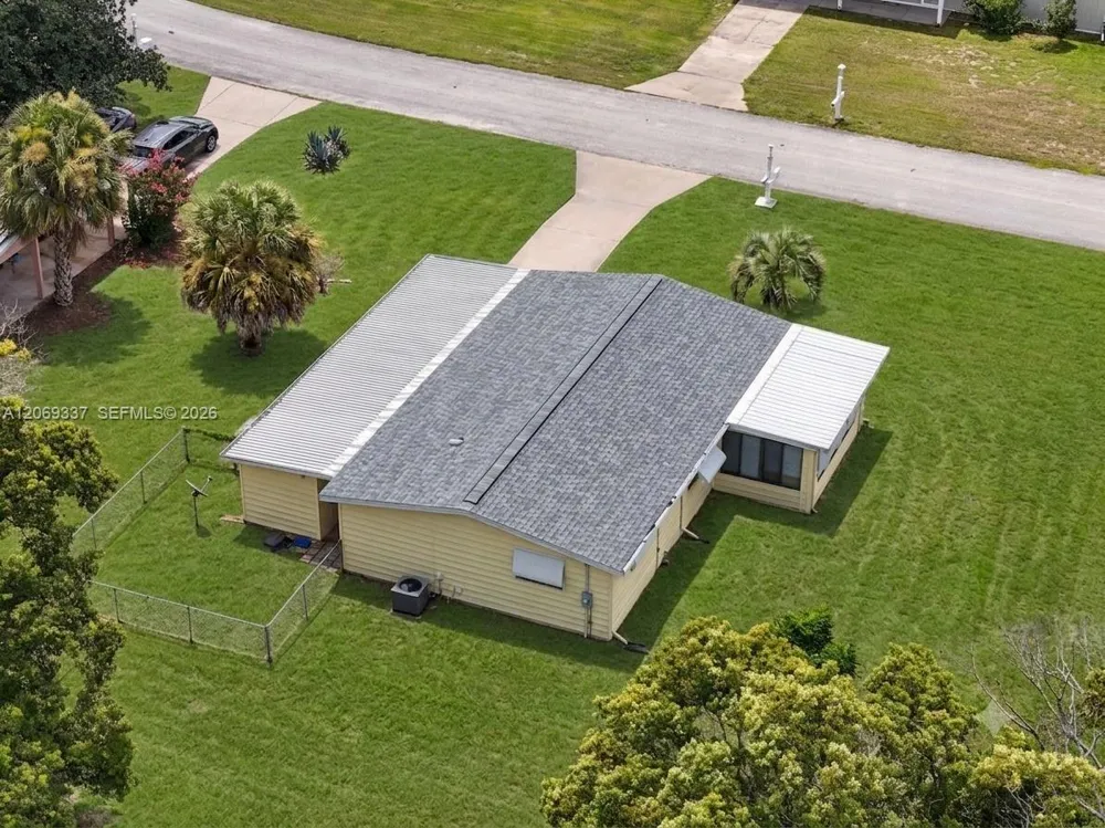 8935 SW 104th Place ocala, FL 34481