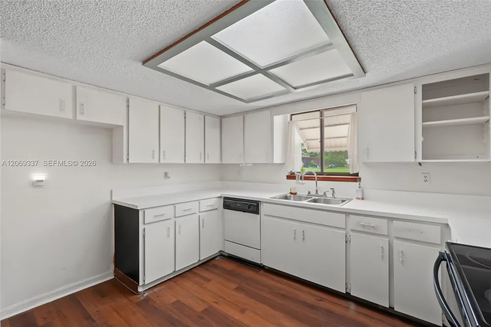 8935 SW 104th Place ocala, FL 34481